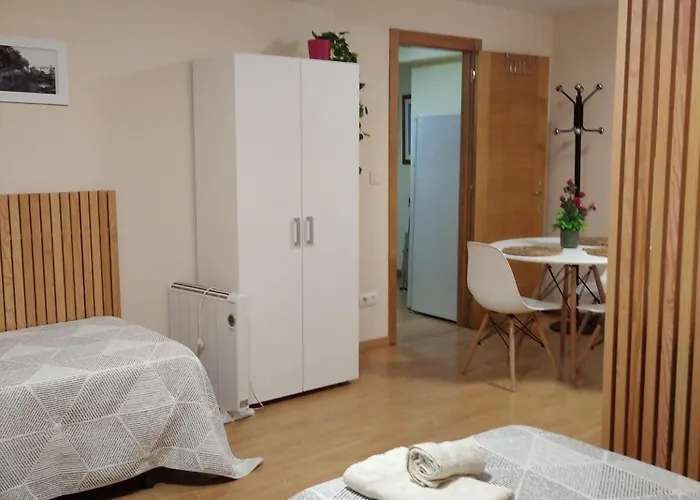 Castelao Apartments